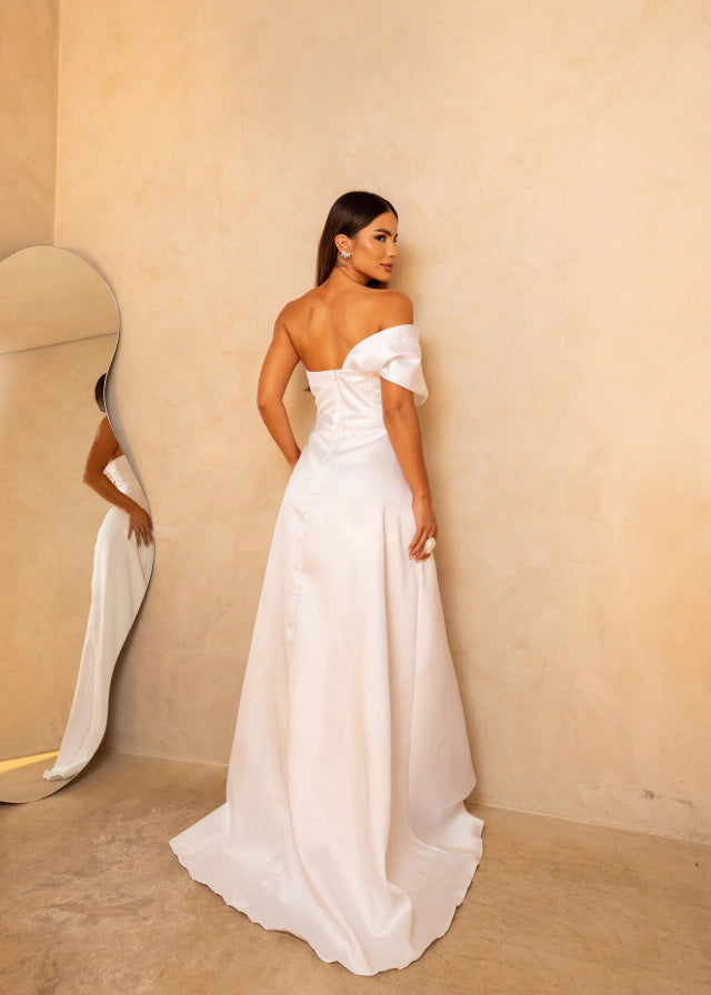 Vestido de Festa Modelo Anabelle J101