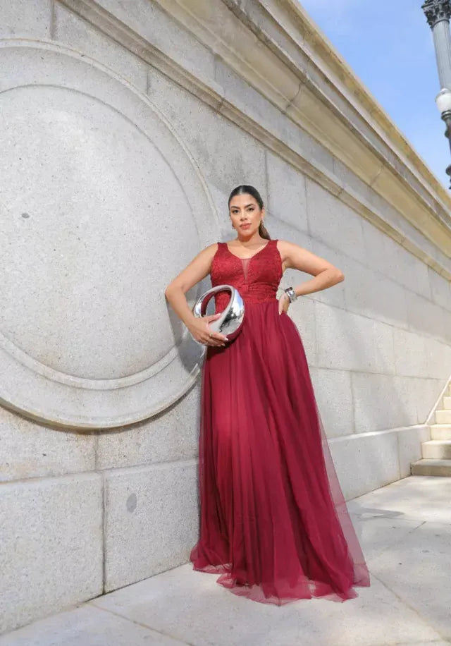 Vestido de festa modelo luna.
